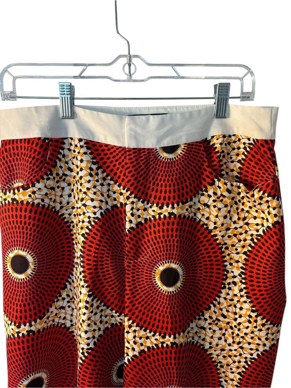 High-Waist Wide-Leg Pants in Red and Cream - Picture 4 of 6